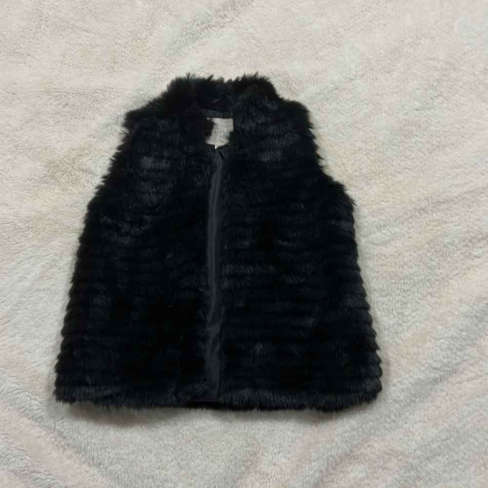 Girls - Copper Key faux fur black vest size 7/8